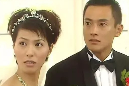 苍天饶过谁!魏骏杰小娇妻婚内出轨,张利华与老外车内激吻