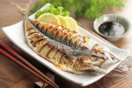 秋刀鱼的功效与作用，这五个女人吃秋刀鱼的营养功效