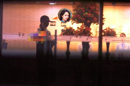 杨紫秘密进入整形医院,本人曾多次否认整容惨遭啪啪打脸