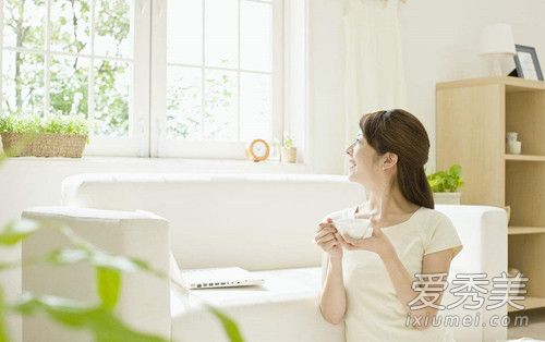 女人秋天喝什么茶最好 女人经常喝茶皮肤好吗