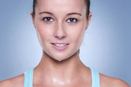 出汗太多是什么原因造成的,这五个引发女人动不动就浑身出汗