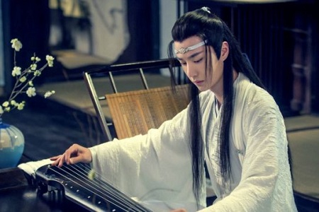 肖战哭戏惹人心疼,《陈情令》细节动作高度还原