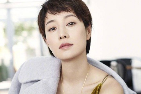 马伊琍离婚后返工神态欠佳,离婚是对马伊琍致命打击