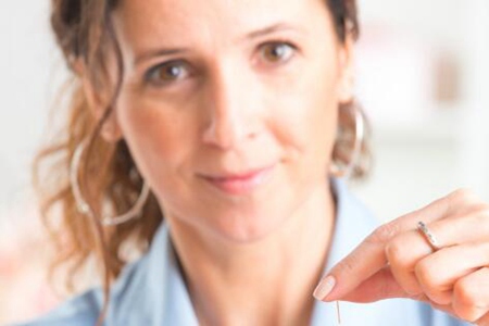 面瘫的症状及表现有哪些?这四个症状早发生早治疗改善