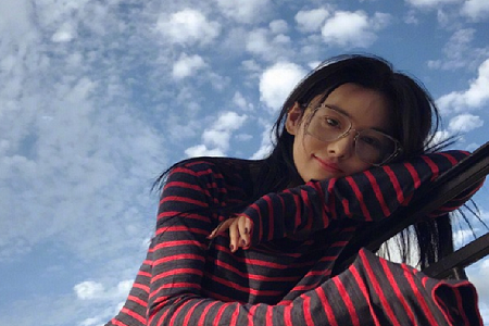 张馨予妈妈受伤,原来有妈妈在儿女就是被保护那个