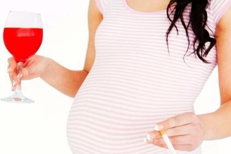 宫外孕是怎么引起的?这五个因素造成得及时治疗改善