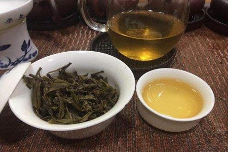 普洱茶生茶好还是熟茶好?普洱茶生茶与熟茶的区别