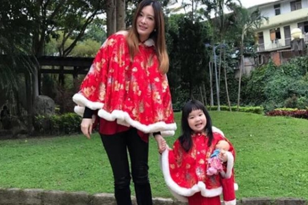 女星刘真病危,老公辛龙再发文惹哭网友,4岁女儿想妈妈了