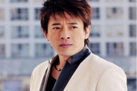 张一山为杨紫庆生 自称是杨紫永远男神 你被友谊之吻甜到了吗