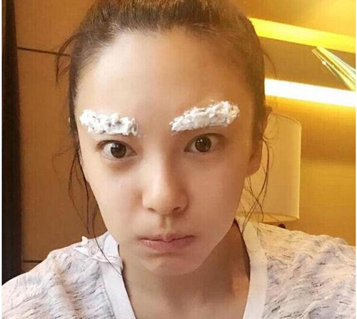 卸妆后的美女明星们真实面目