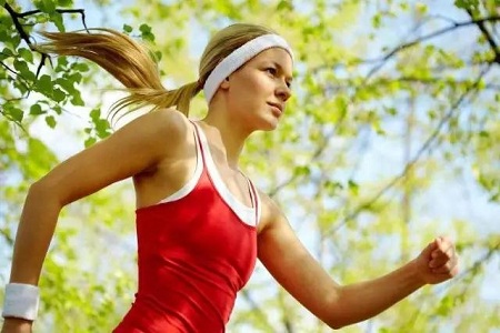 皮肤划痕症要怎么解决？慢性荨麻疹根除大揭秘