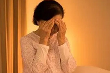 老人总是失眠怎么办?这五个治疗失眠的最好方法