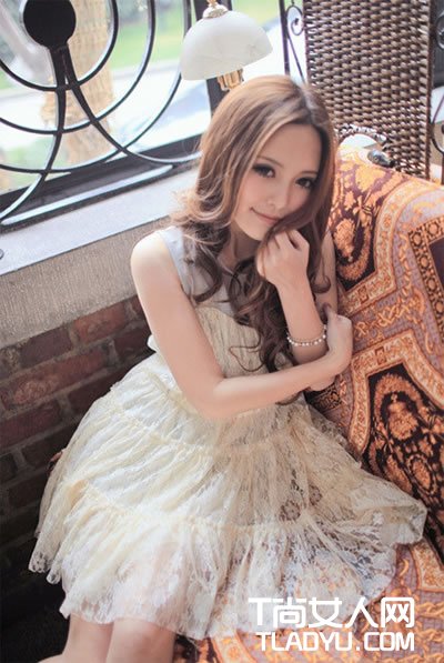 春季推荐8款连衣裙 洋溢超甜美味道哦