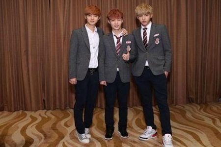 鹿晗张艺兴官方都是178cm,张艺兴实际身高会是多少呢?