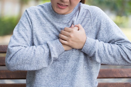 胸闷气短呼吸困难是什么原因?这五个女生胸胸闷气短的原因