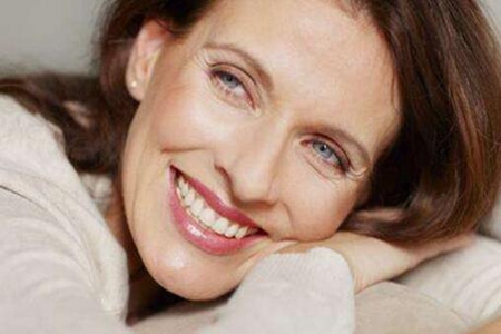 更年期女性的注意事项,适当摄入营养呵护健康