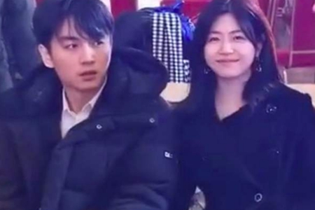 陈晓陈妍希合体秀恩爱,十指相扣力破感情不和传闻