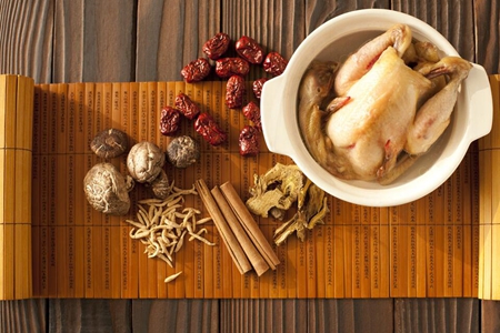 养生专家活不长,因为活得长就不必养生