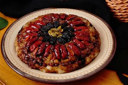 年夜饭八宝饭怎么做才好吃,八宝饭的家常做法和准备材料