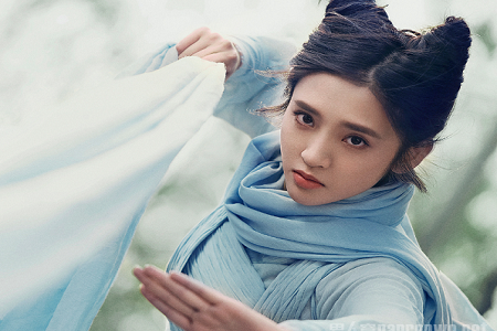 电影版《诛仙》发布定档海报,孟美岐演碧瑶造型被网友吐槽