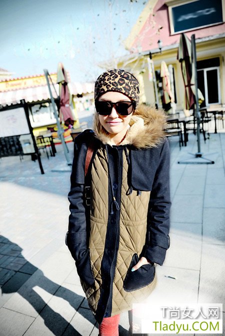 帅气街拍范儿皮草毛领连帽纯色暗扣皮衣