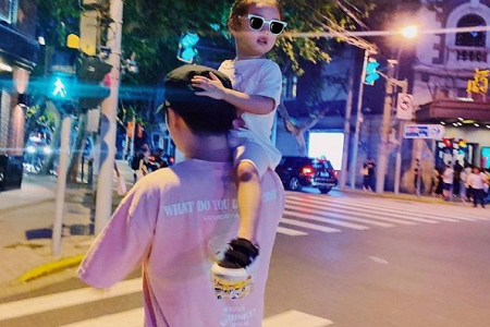 张子萱怀孕圆润孕肚明显，二愣陈赫再当爹被石锤