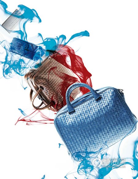 拥抱鲜艳夏日 手袋的色彩宣言