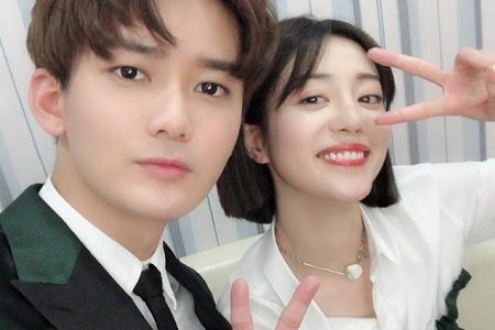 熊梓淇李溪芮公布恋情 评论瞬间炸锅 走鹿晗关晓彤套路