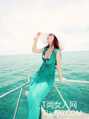 女神气质的长款连衣裙