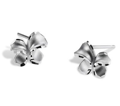 优雅和现代感并低调不失华丽的铂金首饰