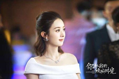 《我和你的倾城时光》，赵丽颖冬日里的温暖故事，与大家不见不散！