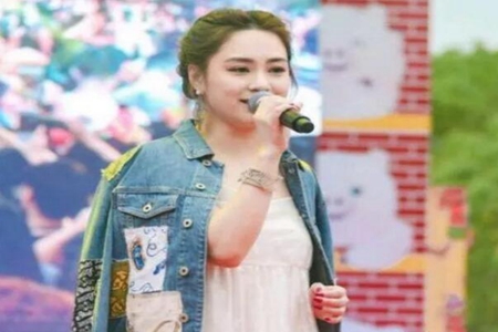 阿娇身材发福明显,阿娇脸胖的圆润身材发福认不出