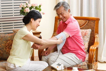 男女正常血压是不同的,看看自己有没有超标