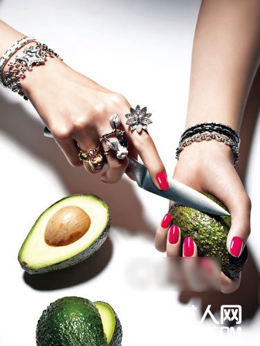 鲜嫩果色，带来香甜浓郁的味蕾享受