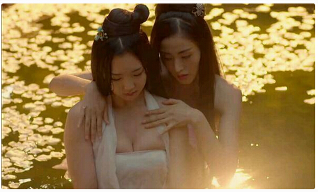 古代沐浴的地方叫什么 揭晓居中女星同性大胆沐浴瞬间