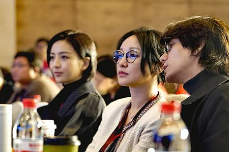 周迅陈坤老友重聚默契十足,杜江发言提及霍思燕大撒狗粮