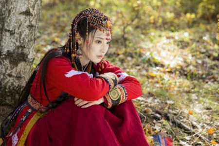 杨幂此前助理竟是徐小枫,被导演看后一炮而红