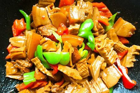 年夜饭笋干烧肉怎么做最好吃?笋干烧肉的家常做法