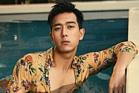 李现被私生困扰发文怼私生，现女友抓狂：劝你们善良点