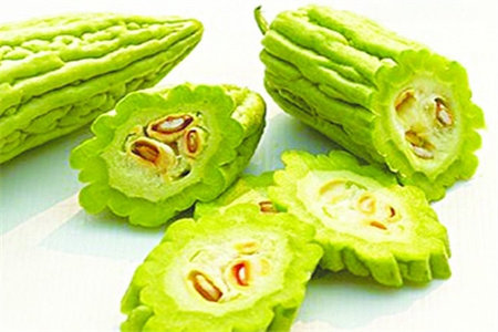 解毒排毒的食物有哪些？女性常吃这几种食物可以养颜护肤！