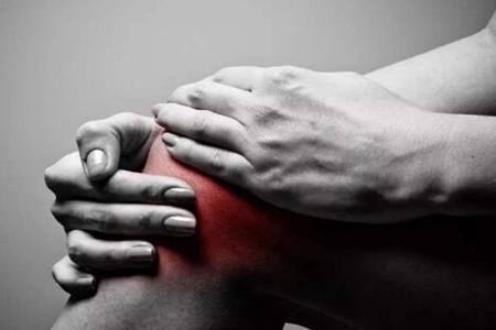 骨质增生的症状有哪些?这四个症状危害不容易忽视