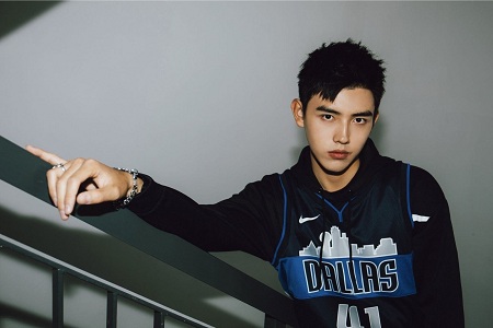 陈飞宇回应点赞王一博黑图事件，称自己一时手滑你信吗？