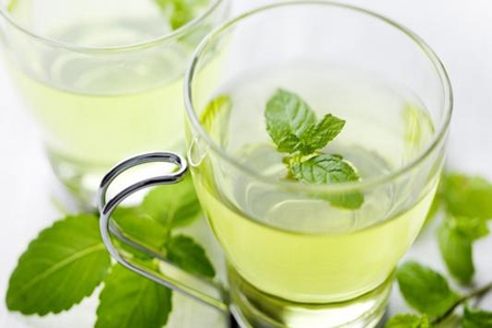 慢性咽炎怎么才能治好，这五种茶治疗慢性咽炎的偏方