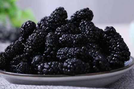 男人用什么泡水喝壮阳持久?这五个食物泡水喝越喝越有男人味