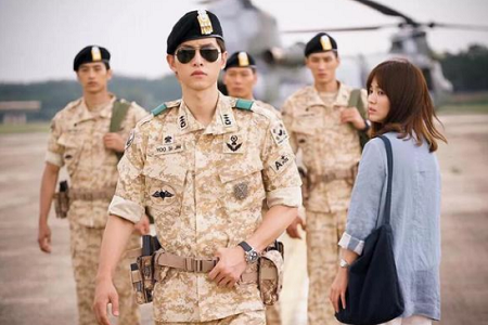 金秀贤签约新公司开始新启程，宋仲基口碑跌爆被群嘲