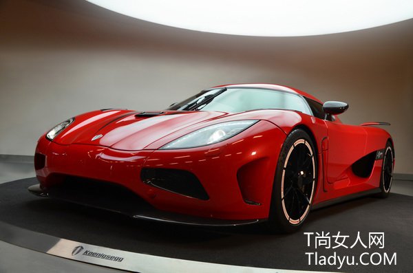 Koenisegg Agera R 创下六项世界新记录