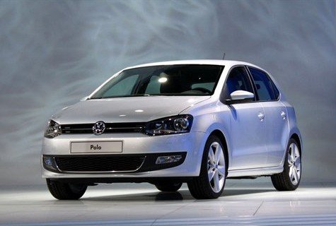 香车美女  购车品味体现女性外衣