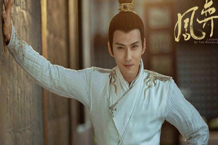 凤弈:凝芝和魏广私会被皇上革职发配