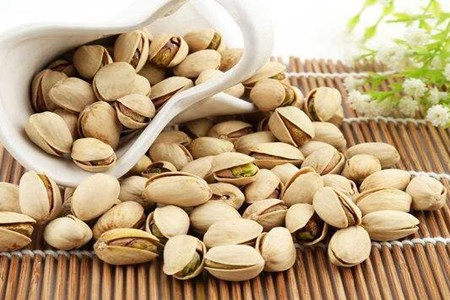开心果的功效与作用,五个女人吃开心果的营养价值