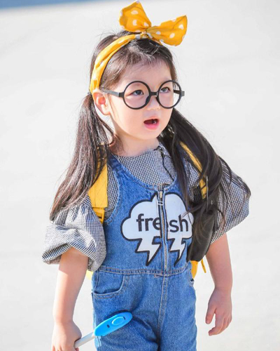 阿拉蕾女孩是崔雅涵吗